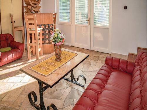 Holiday Home Lepke Utca-leanyfalu