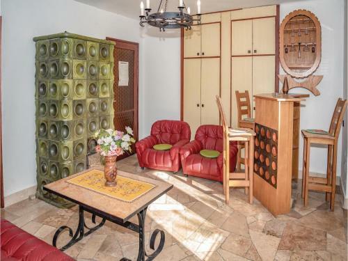 Holiday Home Lepke Utca-leanyfalu