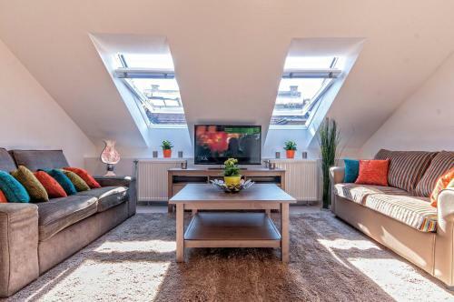 Central Stylish Apartments