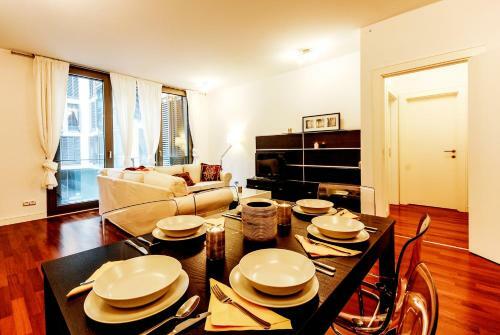 Central Stylish Apartments