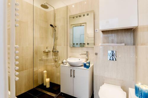 Central Stylish Apartments