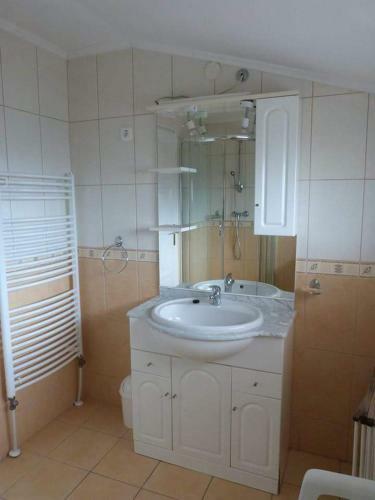 Andi Apartman