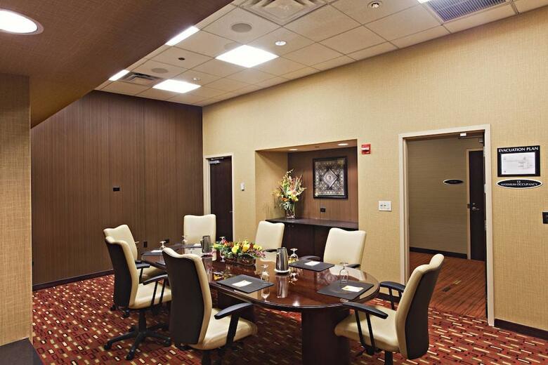 Hotel Courtyard By Marriott Chicago Magnificent Mile