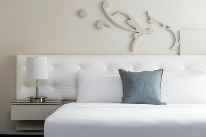 The Midland Hotel, Chicago, A Tribute Portfolio Hotel