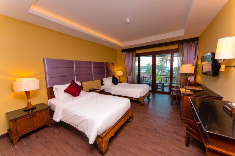 Hotel Nora Buri Resort & Spa