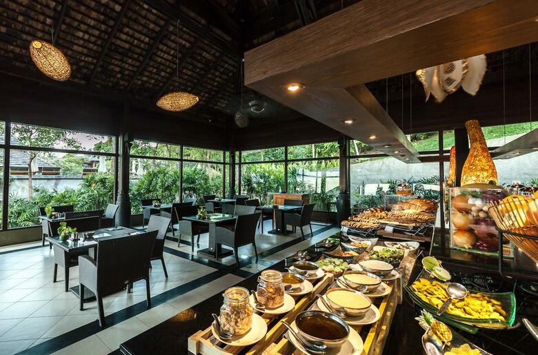 Hotel Nora Buri Resort & Spa