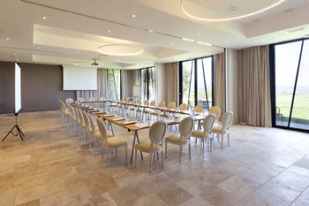 Hotel Le Mas Des Herbes Blanches