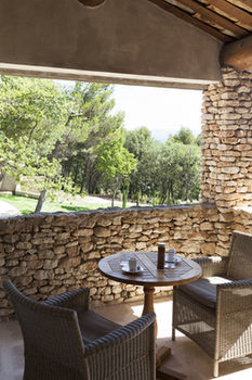 Hotel Le Mas Des Herbes Blanches