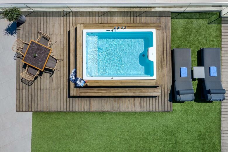 Glyfada Riviera Hotel