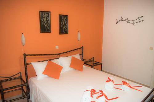 Hostal Mirsini Apartments