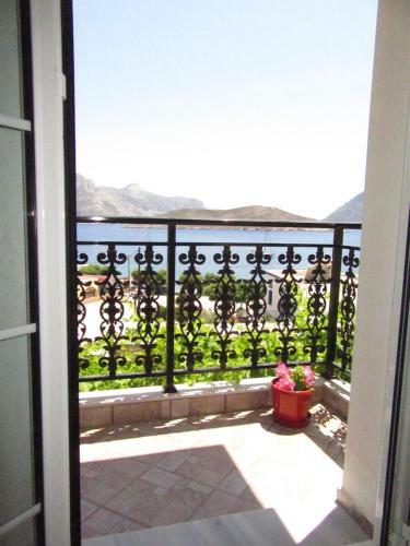 Kalotina's Apartments