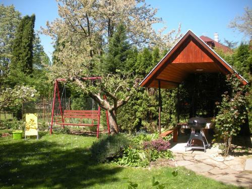 Anna Apartman