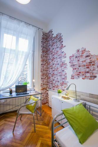 Friends Hostel & Apartments
