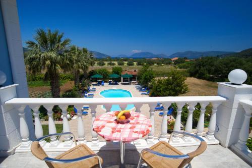 Nikos Studios And Apartments