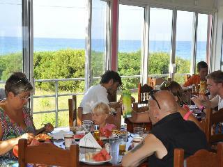 Hotel Pink Palace Beach Resort