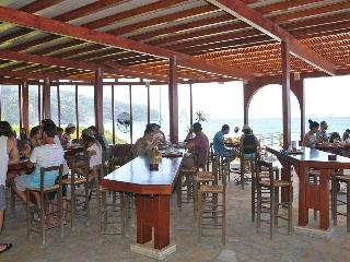 Hotel Pink Palace Beach Resort
