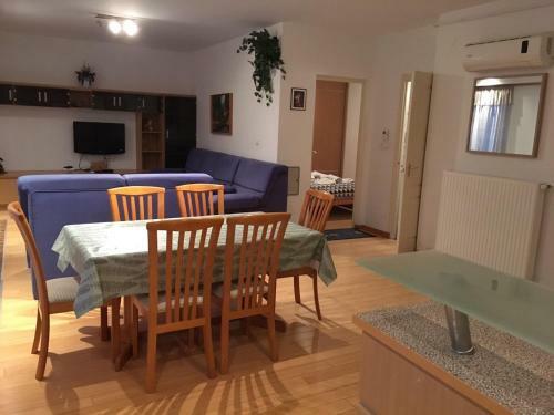 Mary Apartmanh�z H�v�z