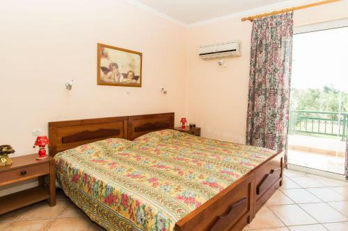 Dionysia's Apartments