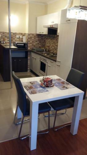 Isabell Apartments Gy?r