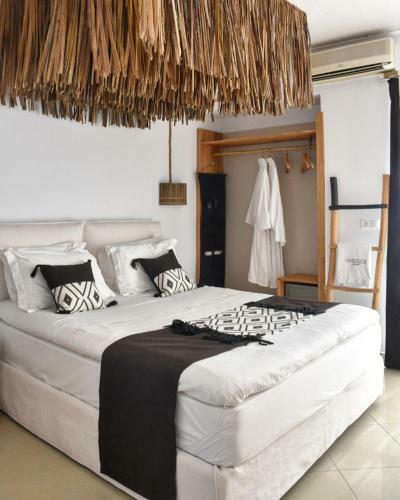 Angelos Apartments