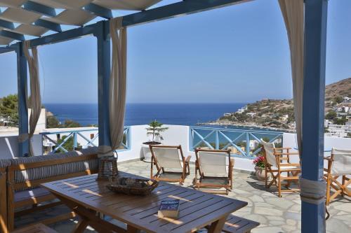 Apartamentos Kini Bay