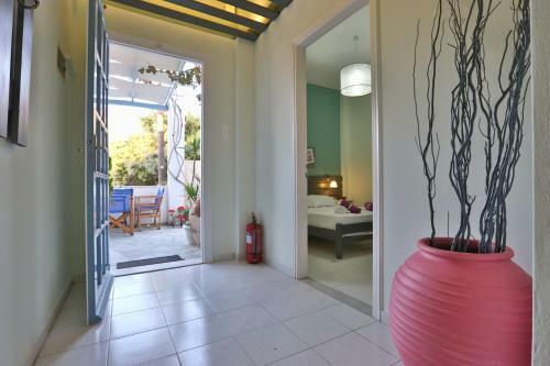 Apartamentos Kini Bay
