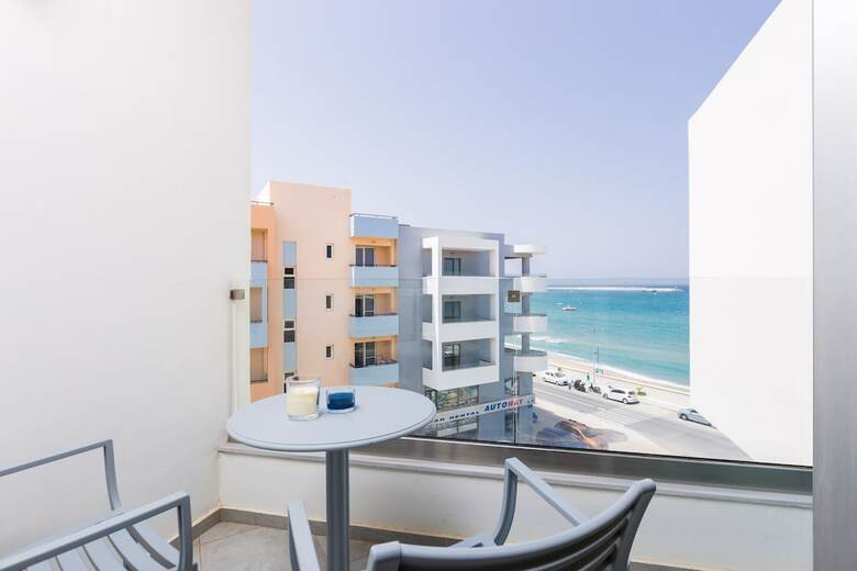 Apartamento Meltemi Coast Suites