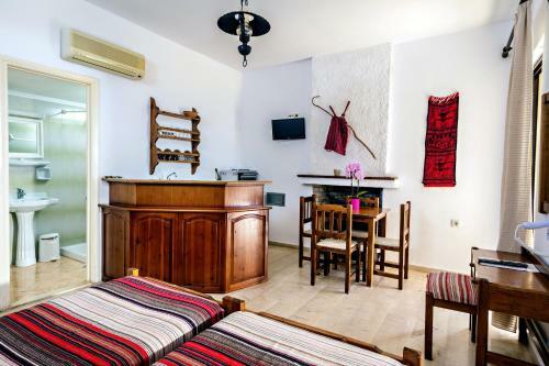 Matzi Studios & Apartments