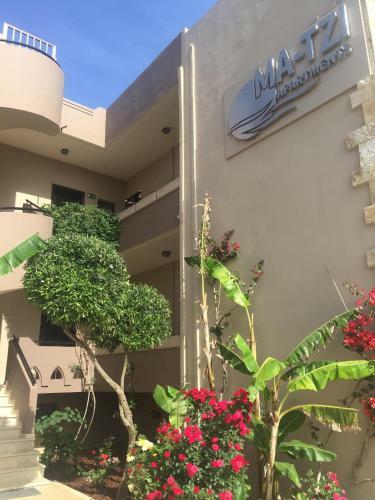 Matzi Studios & Apartments