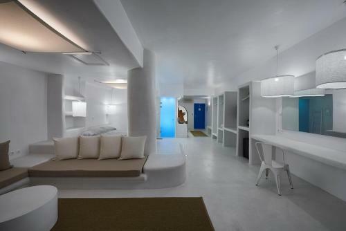 Tinos Beach Hotel