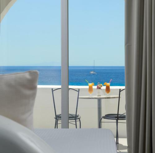 Tinos Beach Hotel