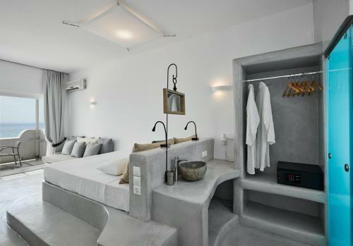 Tinos Beach Hotel