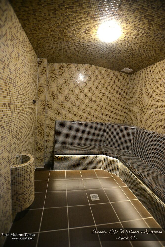 Hostal Sweet Life Wellness Apartments