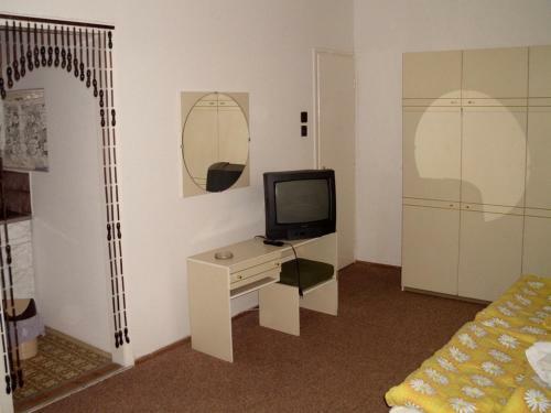 Kis Apartmanh�z