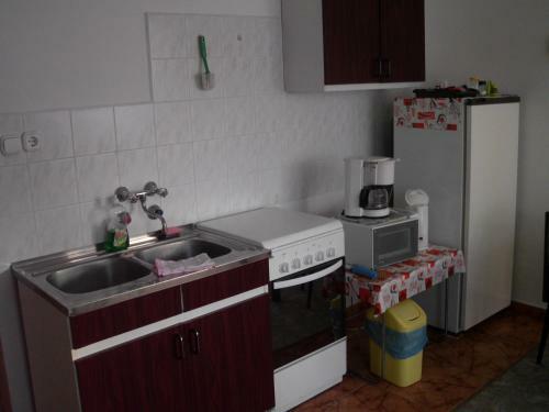 Kis Apartmanh�z