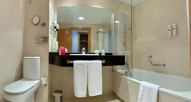 Hotel Ramada By Wyndham Valencia Almussafes