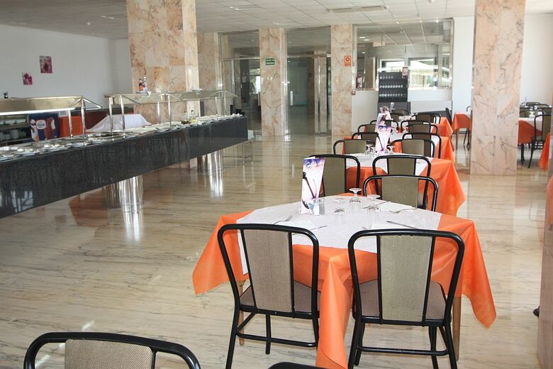 Aparthotel Port Europa