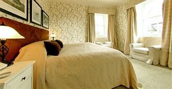 The Lake Of Menteith Hotel