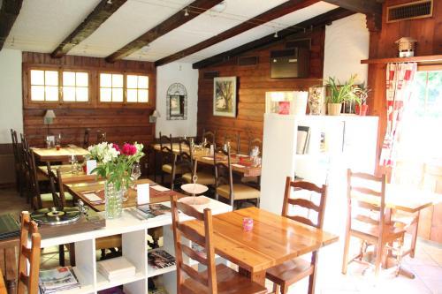Bed & Breakfast Motel Restaurant 13 Etoiles
