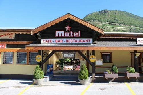 Bed & Breakfast Motel Restaurant 13 Etoiles