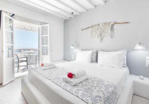 Mykonos Essence Hotel