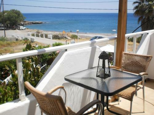 Apartamento Seaside Studios Kirania