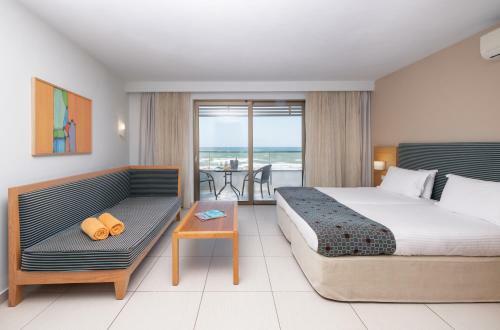 Aparthotel Iolida Beach