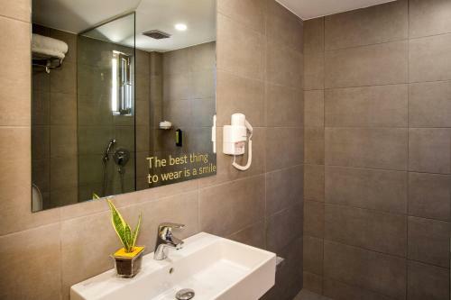 Aparthotel Sundance Apartments & Suites