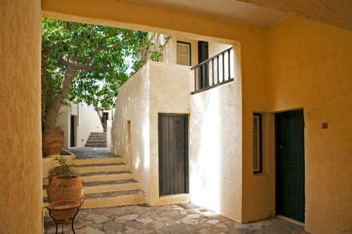 Aparthotel Sundance Apartments & Suites