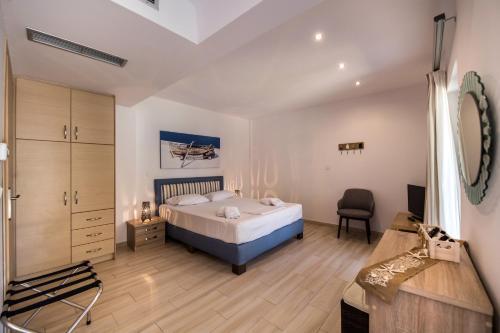 Hostal Ilianthos Apartments & Rooms