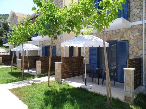 Hostal Ilianthos Apartments & Rooms