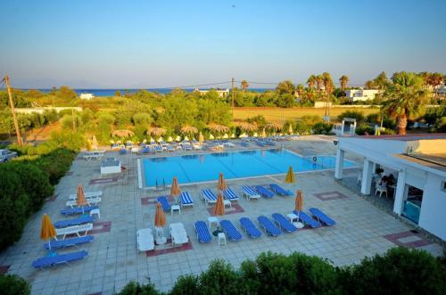 Nikos 2 Studios & Apartments