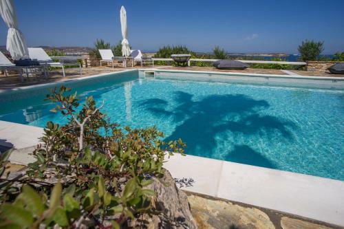 Villas Agia Irini Cove