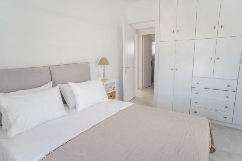 Villas Agia Irini Cove